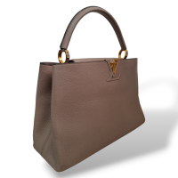 Bolsa Louis Vuitton Capucines Taupe