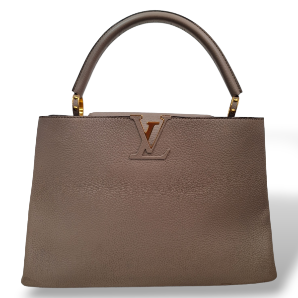 Bolsa Louis Vuitton Capucines Taupe