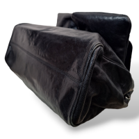 Bolsa Chanel Pocket Shoulder Couro Preta