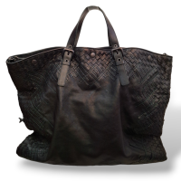 Bolsa Bottega Veneta Intrecciato Convertible Tote Preta com Costuras Verde 