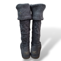 Bota UGG Cinza em Tricô - 38