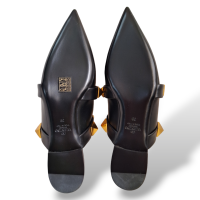 Mule Valentino Roman Stud Preta com Dourado