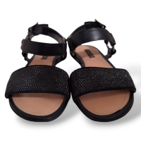 Sandália Louis Vuitton Malha de Strass Preta-35
