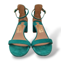Sandália Salvatore Ferragamo em Camurça Verde - 35