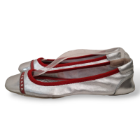 Sapatilha Prada Sport Prata com Debrum Vermelho-34