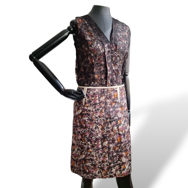 Conjunto Bottega Veneta Seda Florida com Renda Preta Conjunto Bottega Veneta Seda Florida com Renda Preta