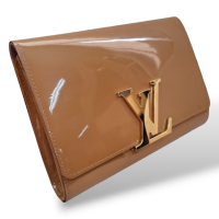Clutch Louis Vuitton Louise Caramelo