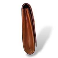 Clutch Louis Vuitton Louise Caramelo