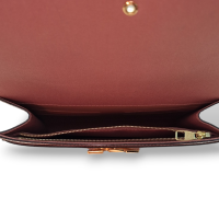Clutch Louis Vuitton Louise Caramelo
