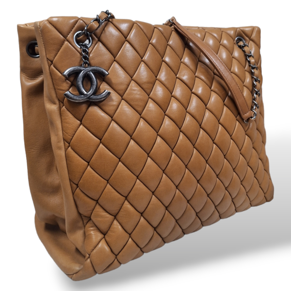 Bolsa Chanel Chic And Soft Tote Caramelo