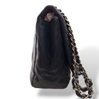 Bolsa Chanel Chevron Preta com Ferragem Prata