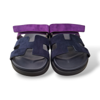 Sandália Hermès Chypre em Suede Marine/Violet Majorette-37