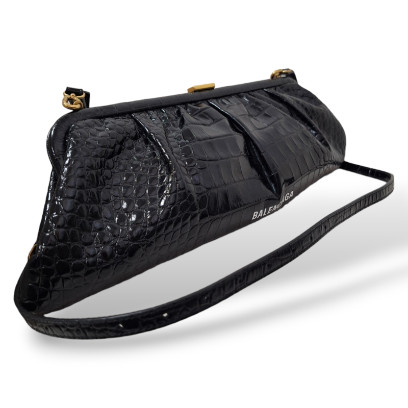 Clutch Balenciaga em Croco Preta  Clutch Balenciaga em Croco Preta