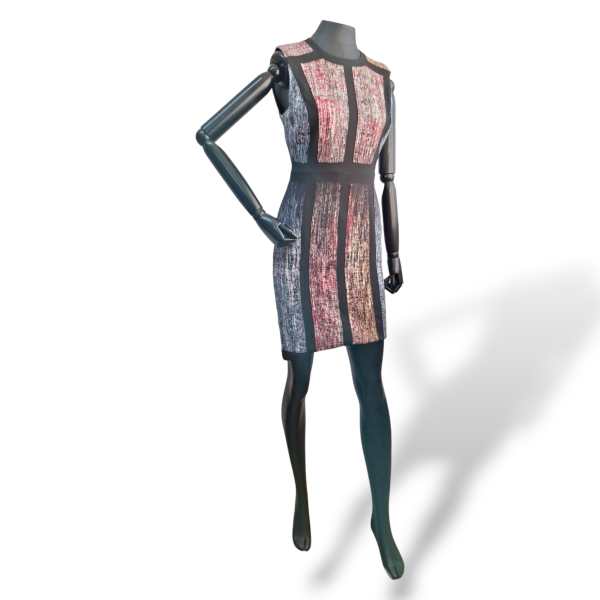 Vestido BCBG Max Azria Estampado com Fundo Preto - 36