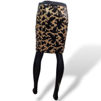 Mini Saia BCBG Preta com Paetes Dourados Forrada - 36