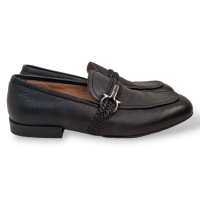 Sapato Salvatore Ferragamo Preto com Fivela e Tressê - 39