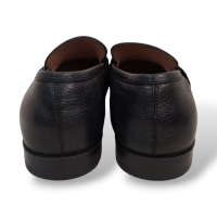Sapato Salvatore Ferragamo Preto com Fivela e Tressê - 39