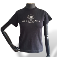 Camiseta Balenciaga Mode Preta-P