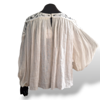Blusa Chloé Off White com babado Detalhes na Frente-36