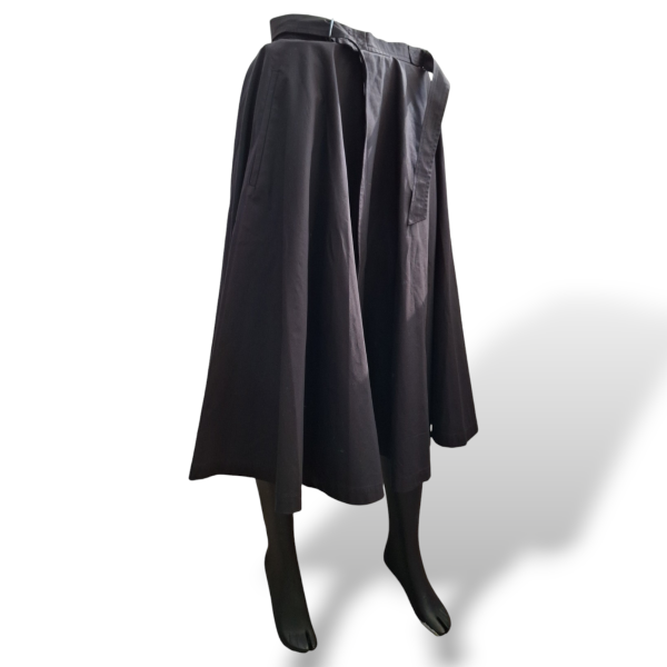 Saia Bottega Veneta Preta-40