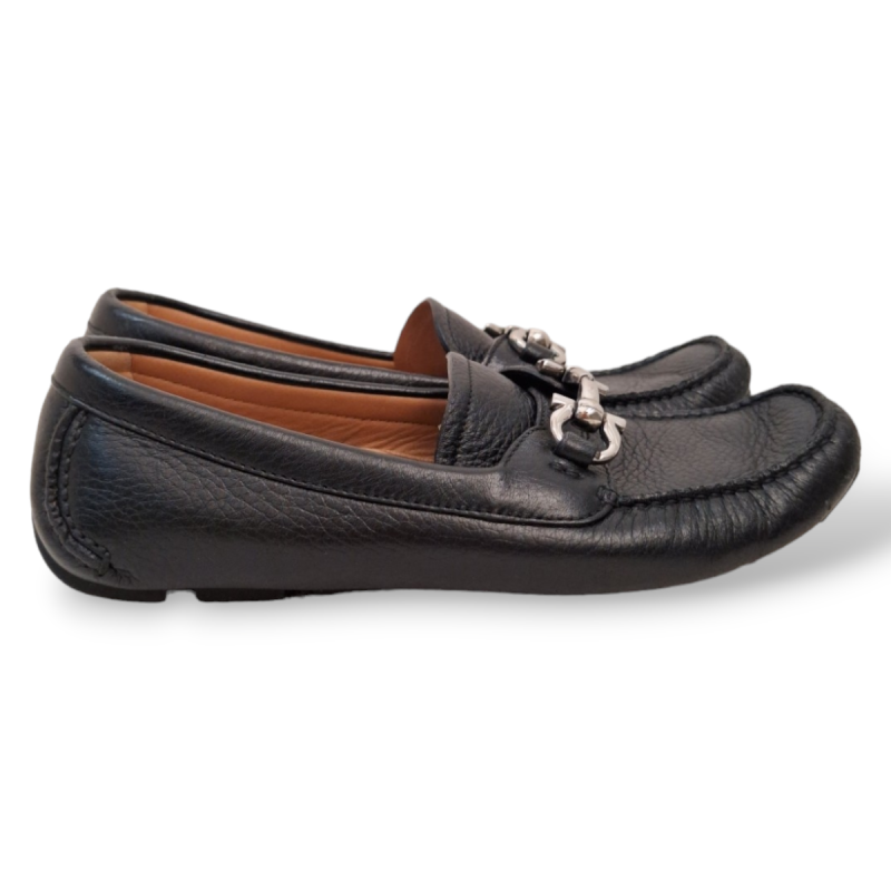 Mocassim Salvatore Ferragamo Preto com Fivela Prata - 34
