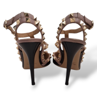 Scarpin Valentino Rockstud Preto-37