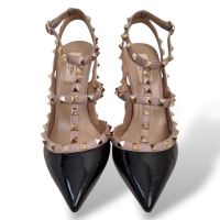 Scarpin Valentino Rockstud Preto-37
