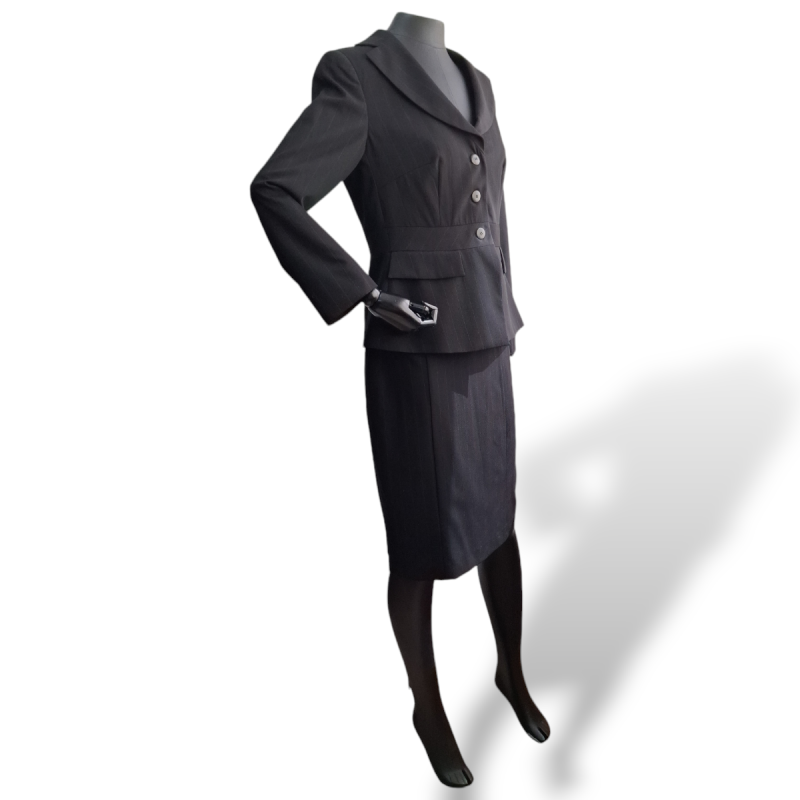 Conjunto Giorgio Armani Preto Listrado - 42 Conjunto Giorgio Armani Preto Listrado - 42