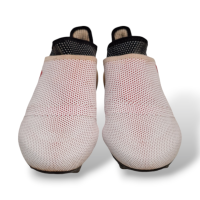 Chuteira Adidas branca e vermelha-37