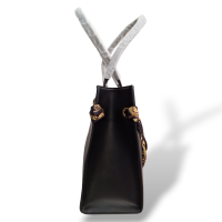 Bolsa Versace Preta com lenço 