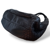 Bolsa Bottega Veneta Woven Campana Preta