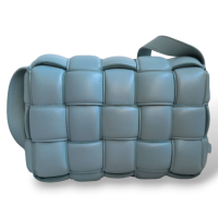 Bolsa Bottega Veneta Cassette Padded Azul