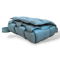 Bolsa Bottega Veneta Cassette Padded Azul