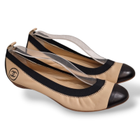 Sapatilha Chanel Preta e Bege-36
