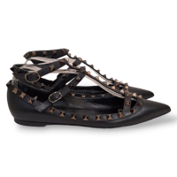 Sapatilha Valentino Rockstud Preta-36