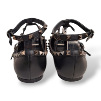 Sapatilha Valentino Rockstud Preta-36