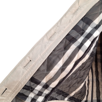 Trench Coat Burberry Matelassê Bege-42