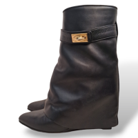 Bota Givenchy Couro Preta -37
