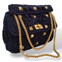 Bolsa Valentino Garavani em Cashmere Medium Roman Stud Azul Marinho