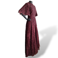 Vestido Valentino Rendado Bordô-42