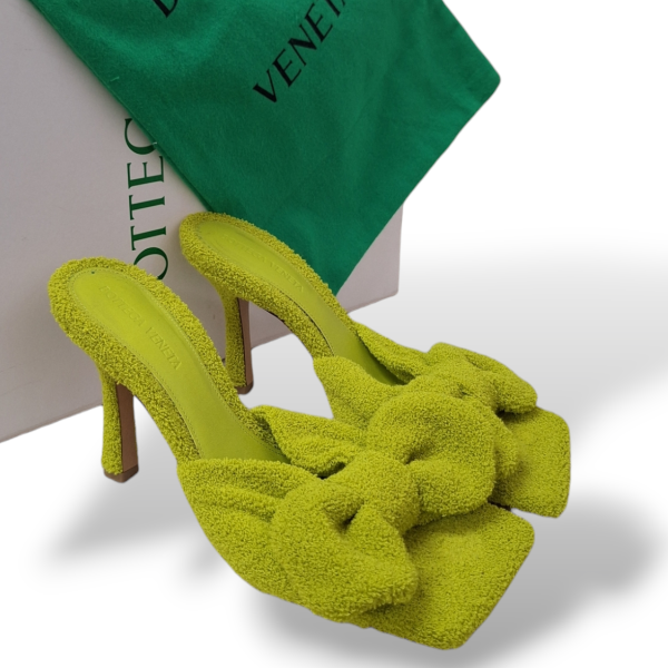 Sandália Bottega Veneta Atoalhada Limão