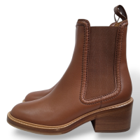 Bota Chloé de Couro Marrom-37