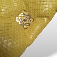 Bolsa Loewe Goya Puffer Python Amarelo