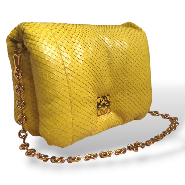 Bolsa Loewe Goya Puffer Python Amarelo