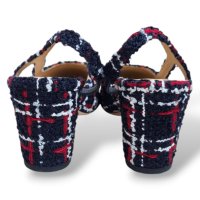 Slingback Chanel em Tweed Marinho