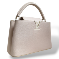 Bolsa Louis Vuitton Capucines BB Snow