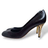 Scarpin Sergio Rossi Preto Detalhes Dourado-38