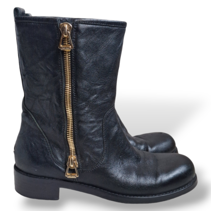 Bota Jimmy Choo Preta com Zíper Dourado-37 Bota Jimmy Choo Preta com Zíper Dourado-37