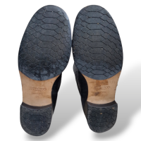 Bota Jimmy Choo Preta com Zíper Dourado-37