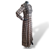 Vestido Valentino Estampa Morango em Seda com Forro-40